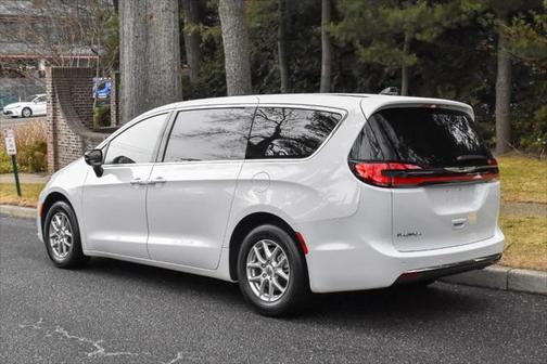 2025 Chrysler Pacifica L