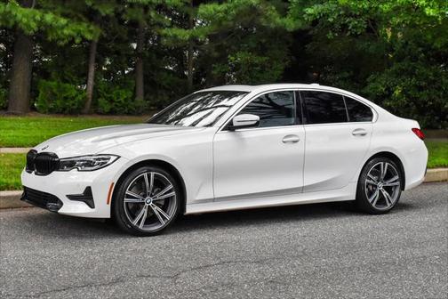 2019 BMW 330
