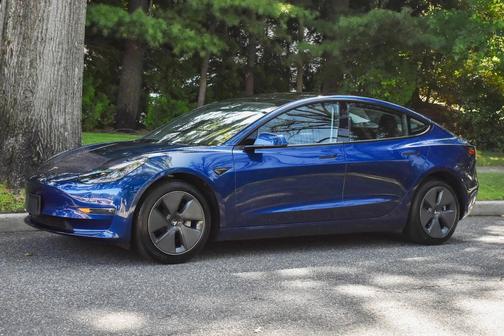 2023 Tesla Model 3 Standard Range