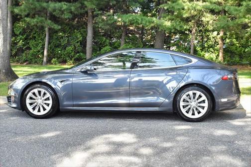 2018 Tesla Model S 75D