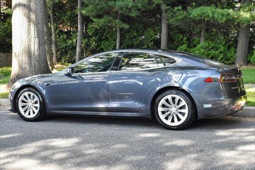 2018 Tesla Model S 75D