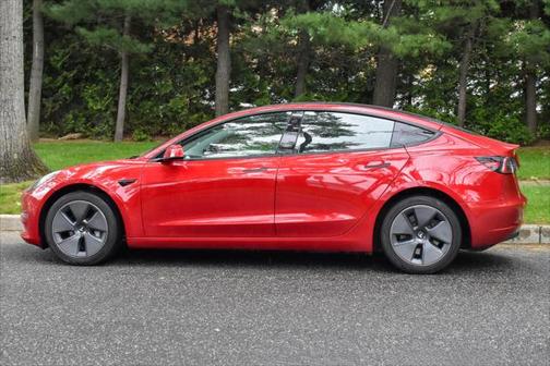 2022 Tesla Model 3 Long Range