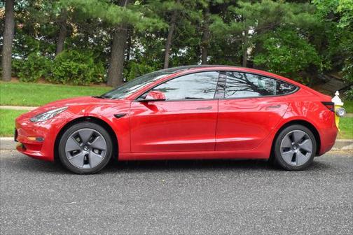 2022 Tesla Model 3 Long Range