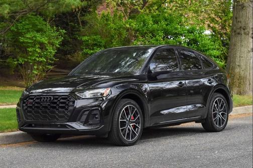 Mythos Black Metallic 2023 Audi SQ5 3.0T Premium Plus