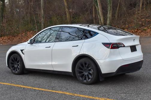 2021 Tesla Model Y Long Range Dual Motor All-Wheel Drive