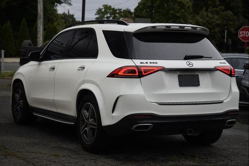 White 2022 Mercedes-Benz GLE 350 4MATIC