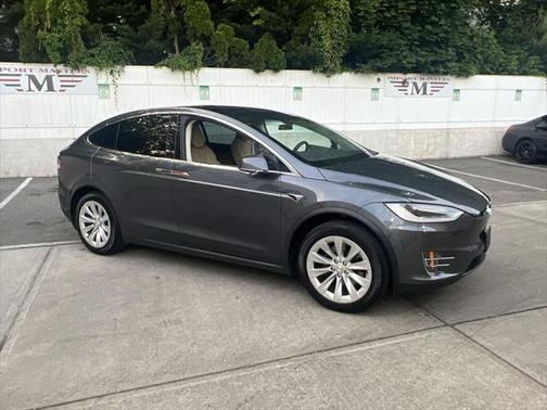 2017 Tesla Model X 90D