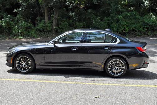 2019 BMW 330 xDrive