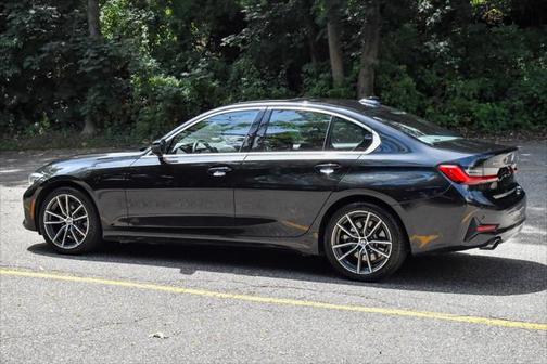 2019 BMW 330 xDrive