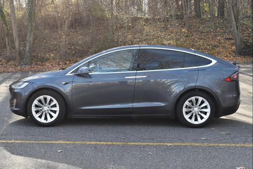 2018 Tesla Model X 75D