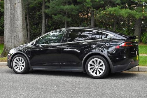 2018 Tesla Model X 75D