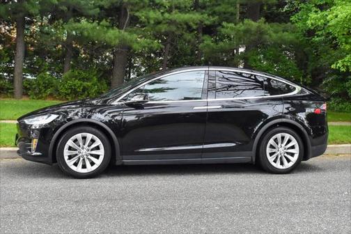 2018 Tesla Model X 75D