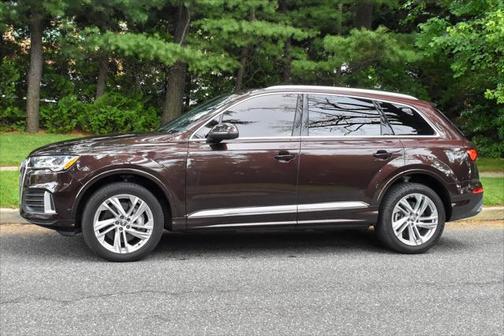 2020 Audi Q7 45 Premium Plus