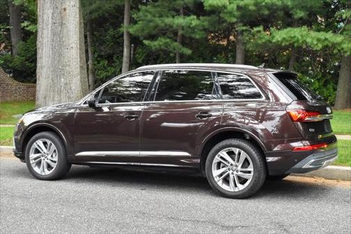 2020 Audi Q7 45 Premium Plus