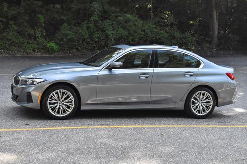 2024 BMW 330 i xDrive