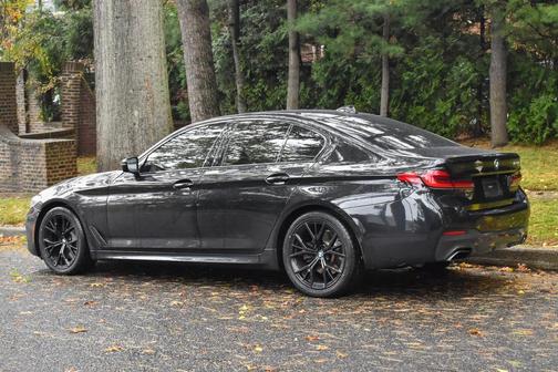 2021 BMW 530 