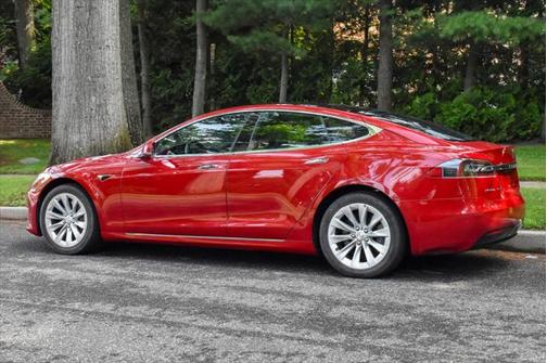2018 Tesla Model S 75D