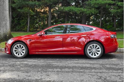 2018 Tesla Model S 75D
