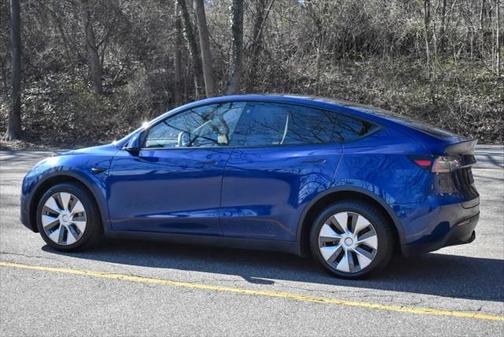 2023 Tesla Model Y Long Range Dual Motor All-Wheel Drive