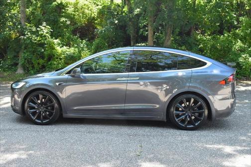 2017 Tesla Model X 90D