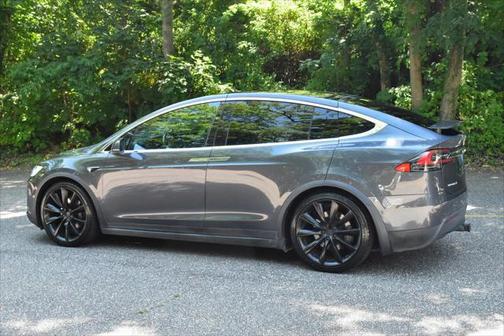 2017 Tesla Model X 90D