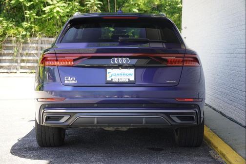 Navarra Blue Metallic 2022 Audi Q8 55 Premium Plus