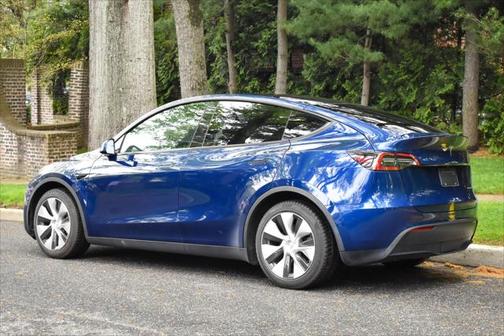 2021 Tesla Model Y Long Range Dual Motor All-Wheel Drive