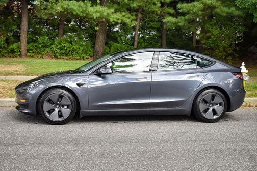 Grey 2022 Tesla Model 3 Long Range