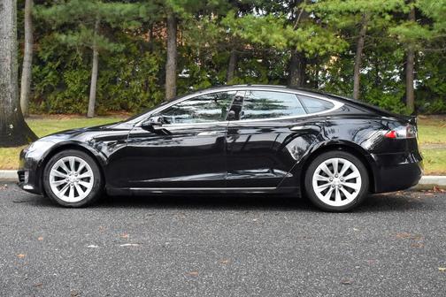 2018 Tesla Model S 75D