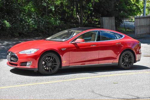 2014 Tesla Model S Base