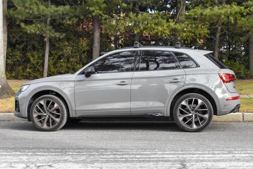 2022 Audi SQ5 3.0T Premium Plus