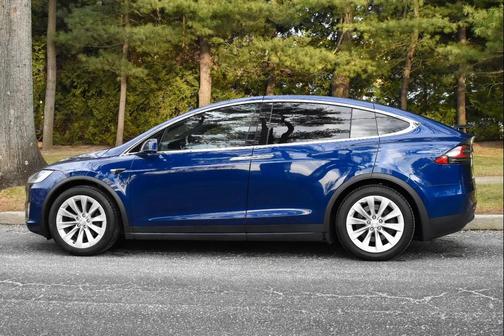 2018 Tesla Model X 75D