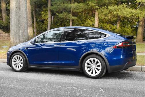 2018 Tesla Model X 75D
