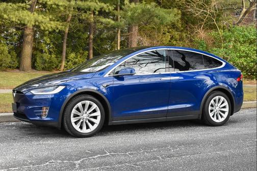 2018 Tesla Model X 75D
