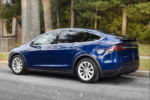 2018 Tesla Model X 75D