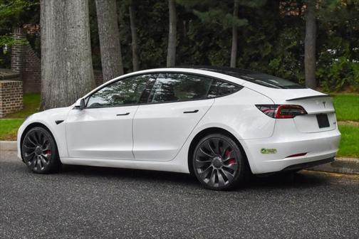 2022 Tesla Model 3 Performance