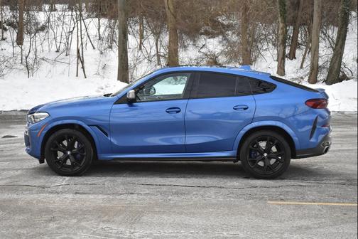 2020 BMW X6 M50i