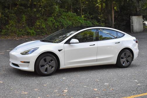 2023 Tesla Model 3 Standard Range