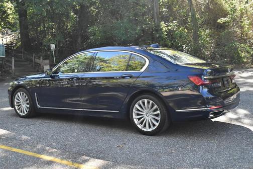2021 BMW 740 xDrive