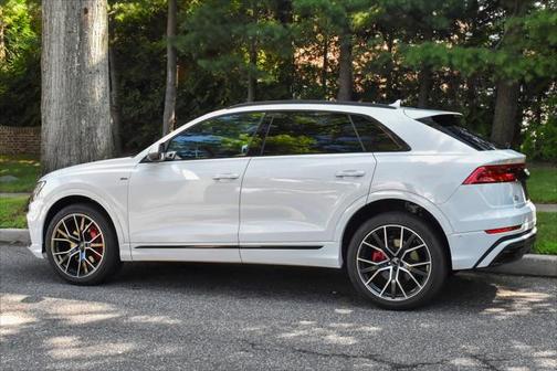 2019 Audi Q8 3.0T Premium Plus