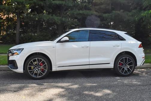 2019 Audi Q8 3.0T Premium Plus