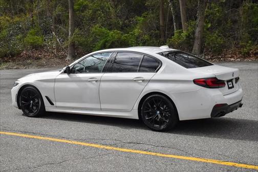 2022 BMW 530 i xDrive