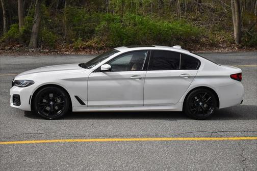 2022 BMW 530 i xDrive