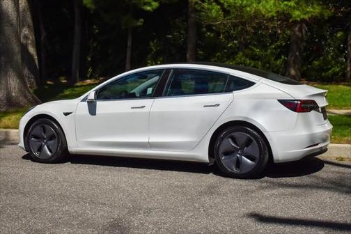 2020 Tesla Model 3 Standard Range Plus