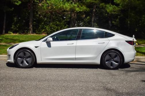 2020 Tesla Model 3 Standard Range Plus