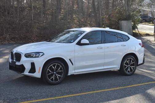 2022 BMW X4 xDrive30i