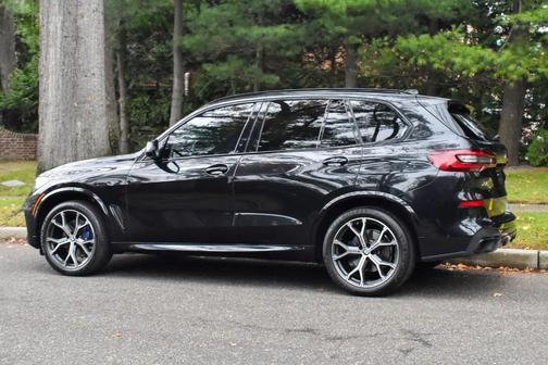 2022 BMW X5 sDrive40i