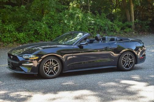 2023 Ford Mustang EcoBoost Premium