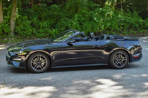 2023 Ford Mustang EcoBoost Premium