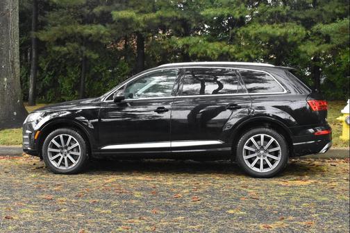 2019 Audi Q7 55 Premium Plus